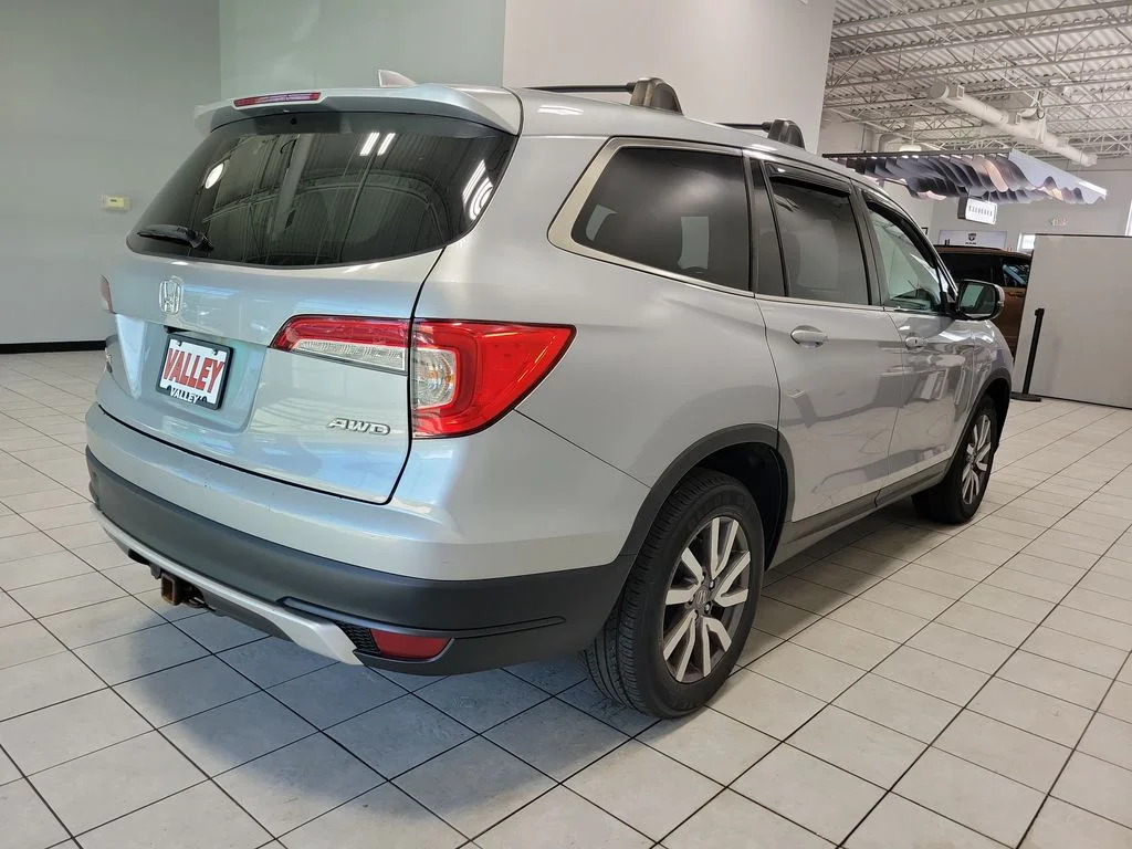 Used 2019  Honda EX-L image 10
