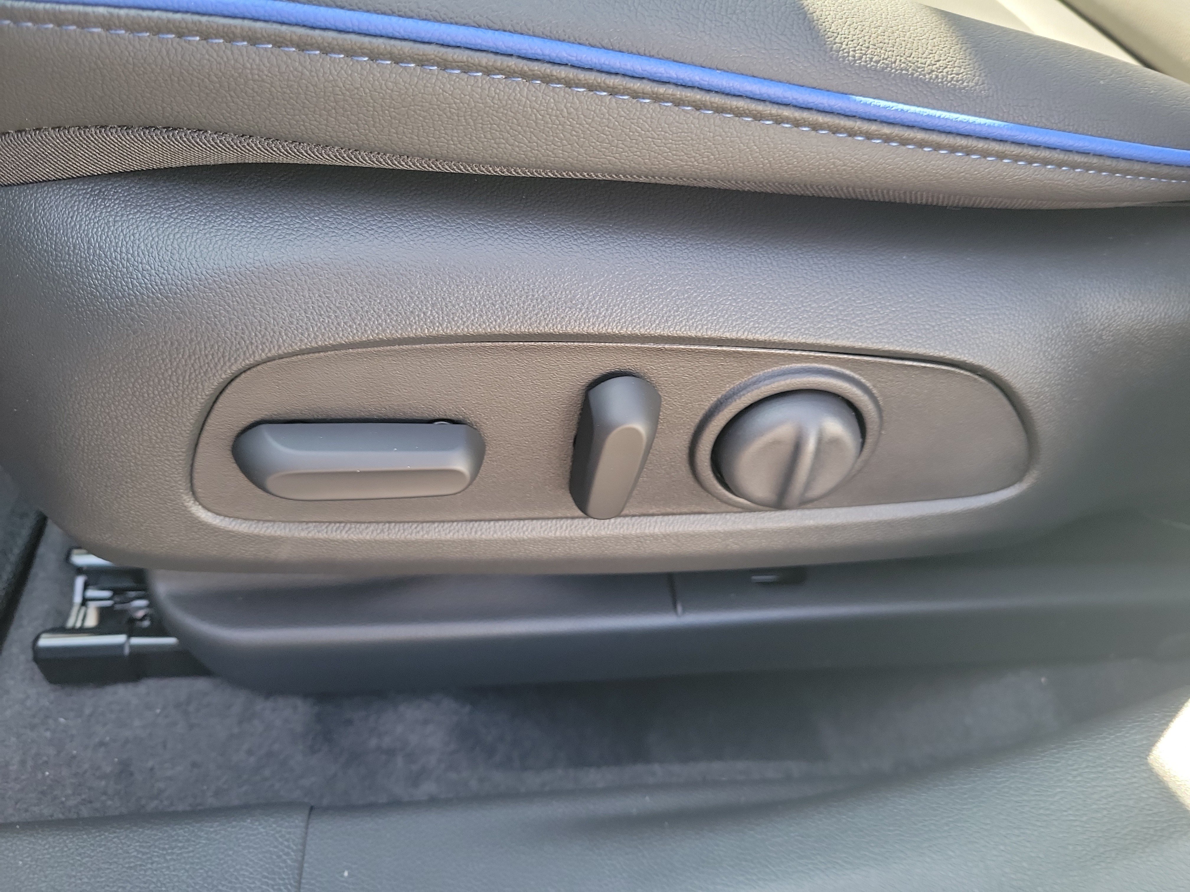 2026 Buick Envista Sport Touring - Photo 17