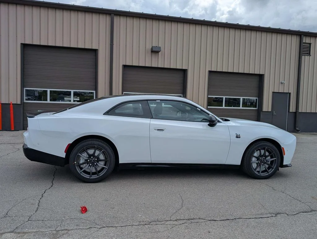 New 2026 White Knuckle Exterior Paint Dodge Scat Pack Plus image 7