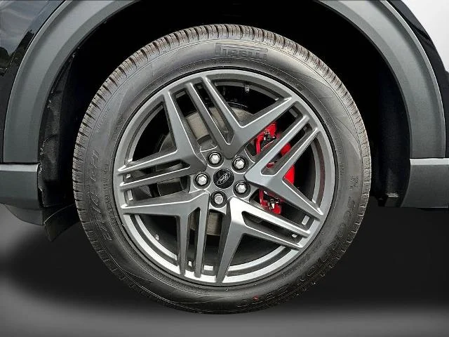 New 2026 Agate Black Metallic Ford ST-Line image 48