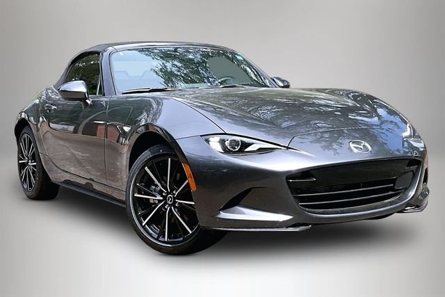 2026 Mazda MX-5 Miata Grand Touring Auto's photo