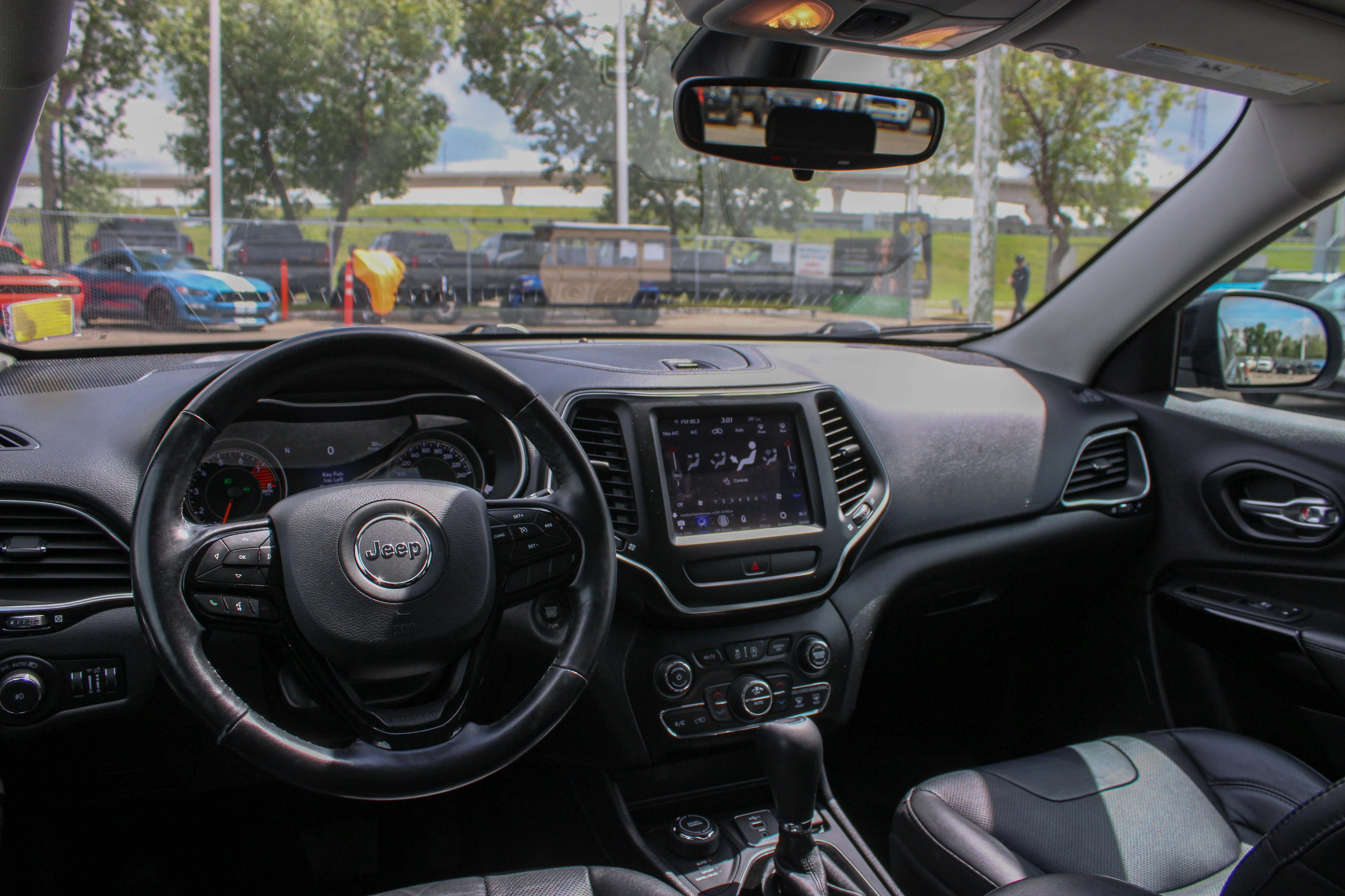 Used 2021 Black Jeep Altitude* 4x4 | Nappa Leather | Heated Seats | Heated Steering Wheel | image 18