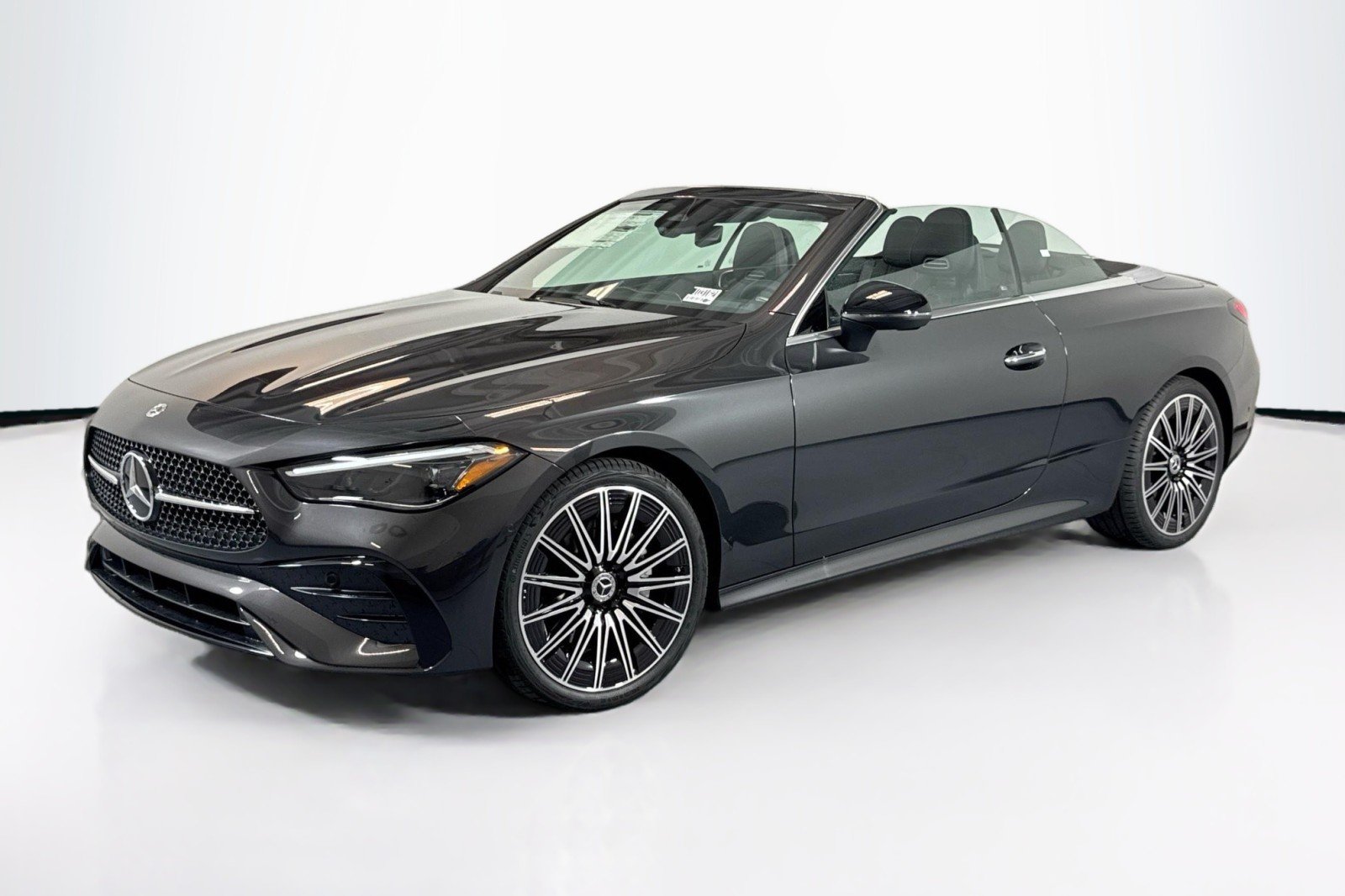 2026 Mercedes-Benz CLE CLE 300 4Matic Cabriolet's photo