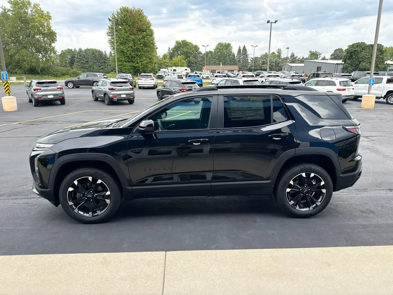 2027 Chevrolet Equinox RS - Photo 20