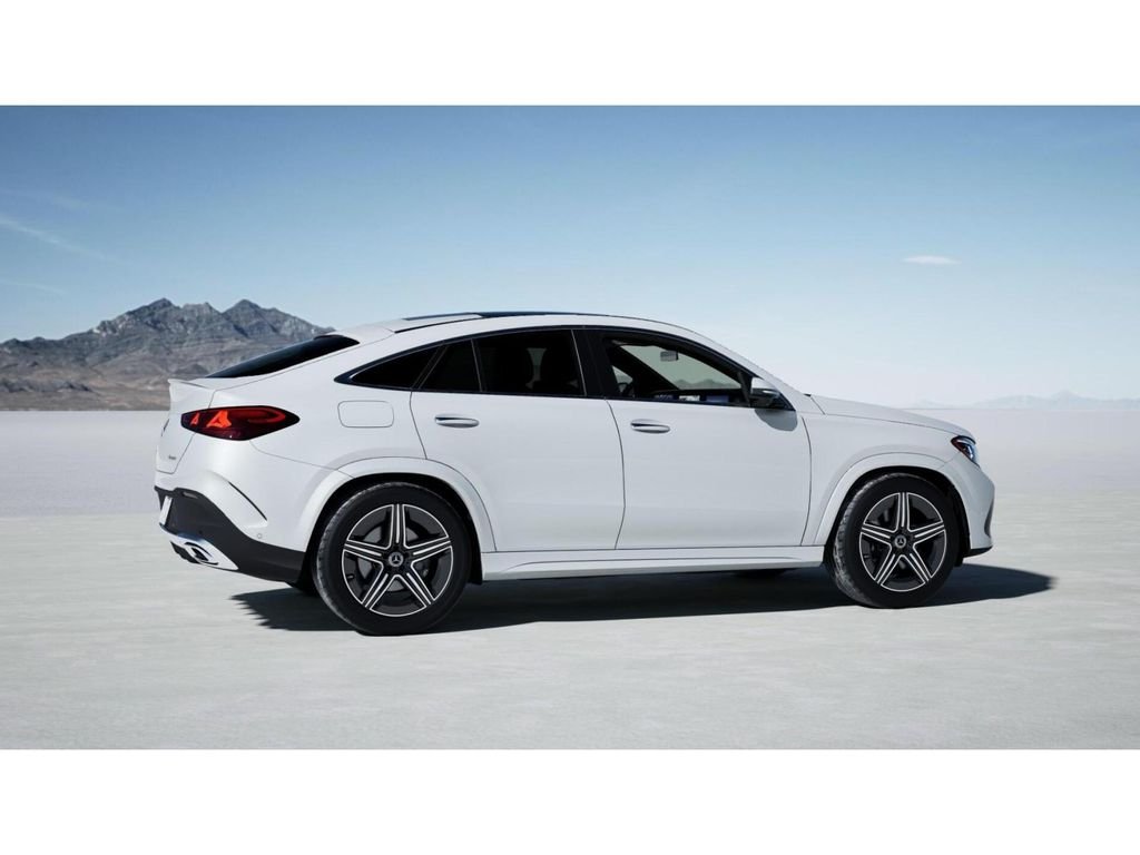 New 2027 MANUFAKTUR Moonlight White Metallic Mercedes-Benz GLE 450 Coupe image 49