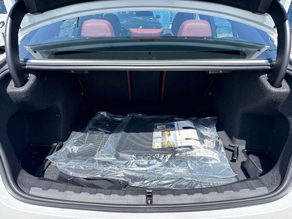 New 2026 Mineral White Metallic BMW 330i image 10