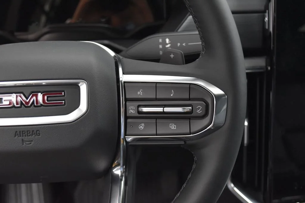 New 2026 Sterling Metallic GMC Elevation image 11