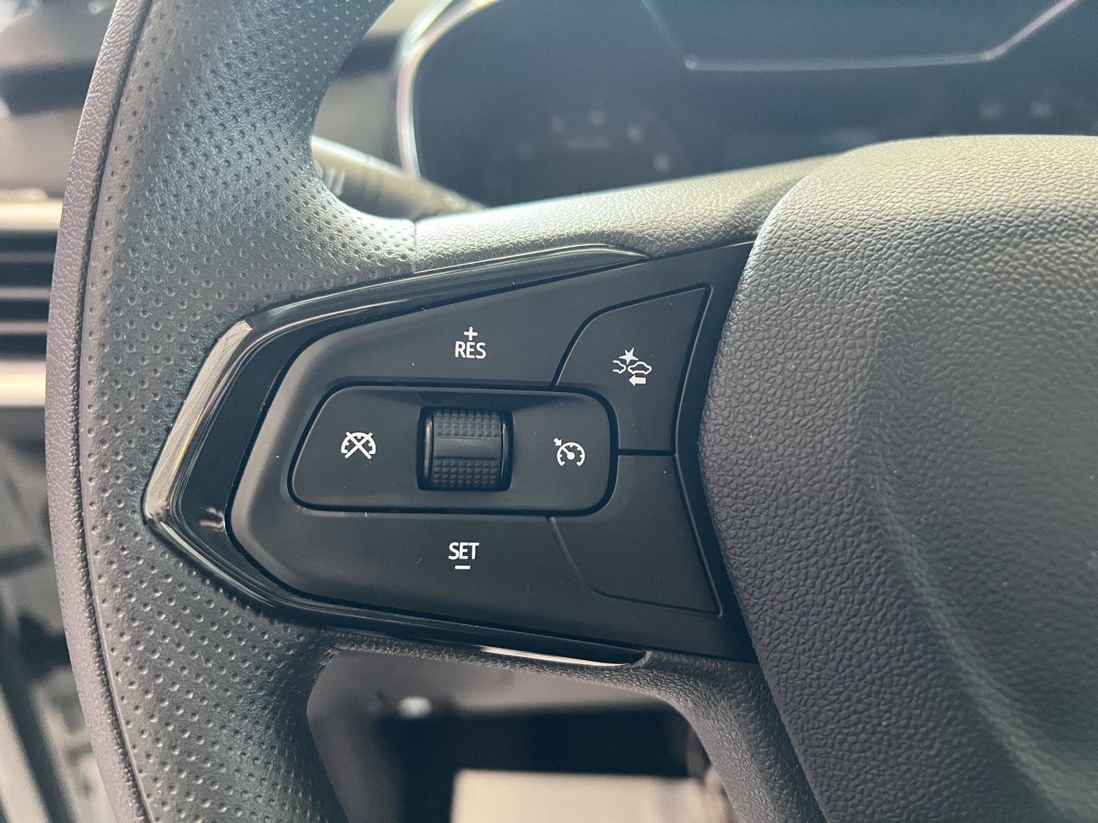Used 2023 Summit White Chevrolet LT image 20