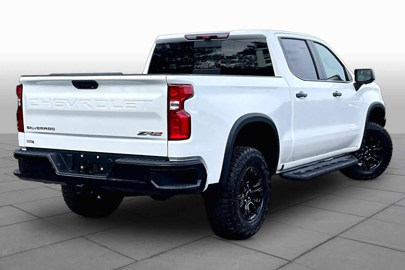 2025 Chevrolet Silverado 1500 ZR2 - Photo 13
