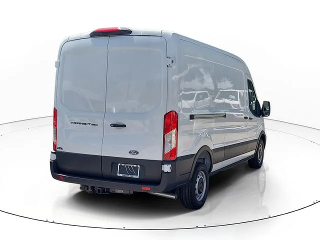 New 2026 Oxford White Ford Base image 5