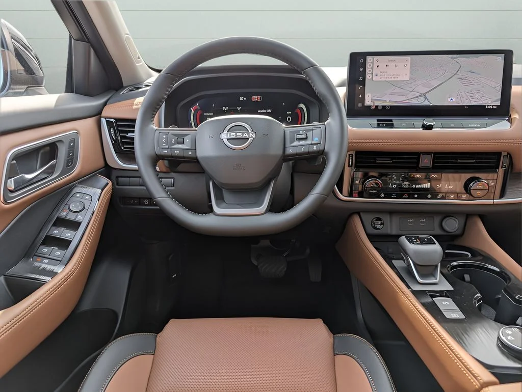 New 2026 White Nissan Platinum image 15