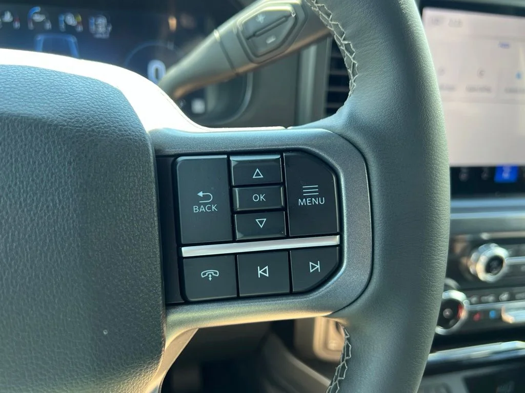 New 2026 Agate Black Metallic Ford F-250® Lariat® image 24
