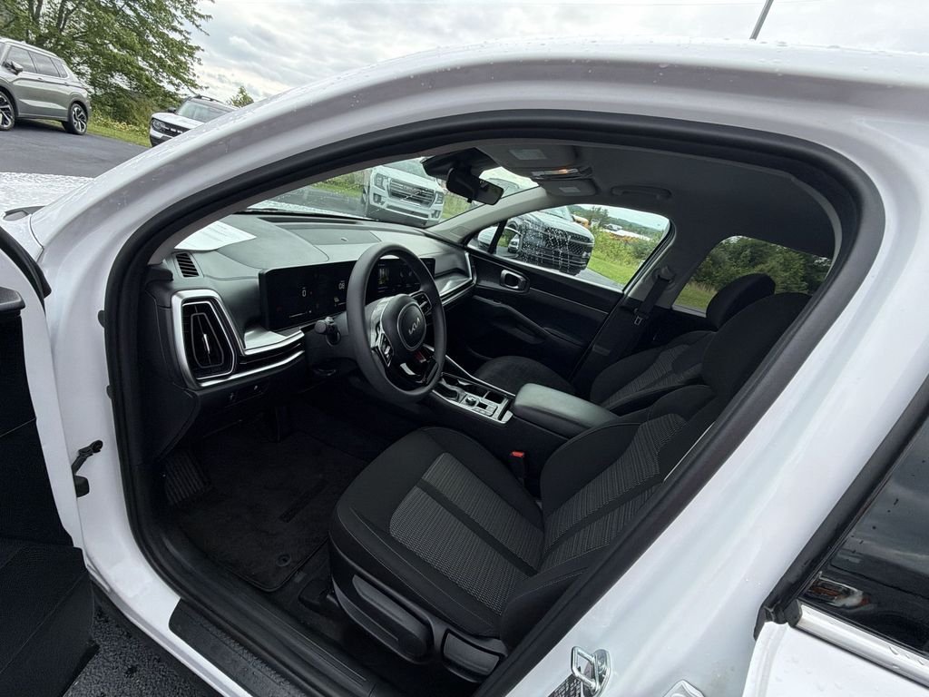 Used 2024 White Kia LX image 10