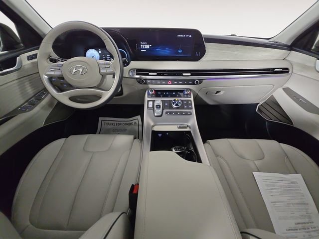 Used 2025 Red Hyundai Calligraphy image 10