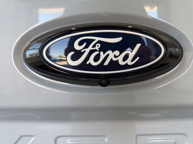 New 2026 Space White Metallic Ford XLT image 8