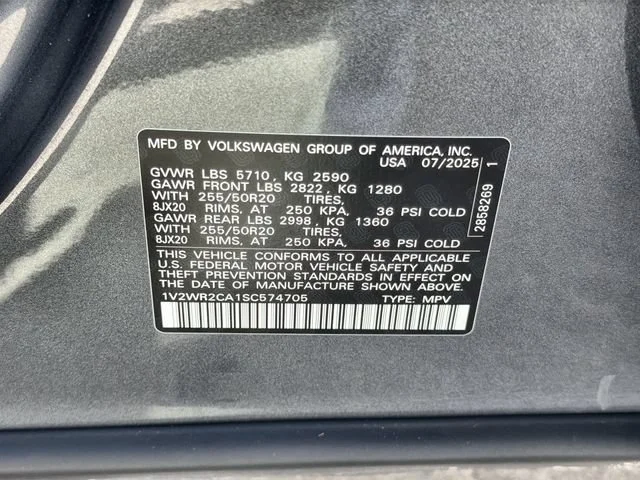 Used 2025 Black Volkswagen 2.0T SE w/Technology image 33