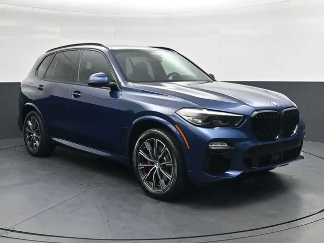 Used 2021 Blue BMW xDrive40i image 2