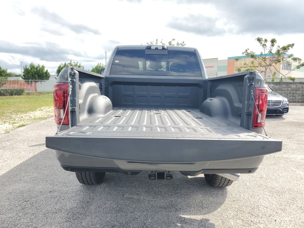 New 2026 Ceramic Gray Clear-Coat Exterior Paint RAM Big Horn image 10