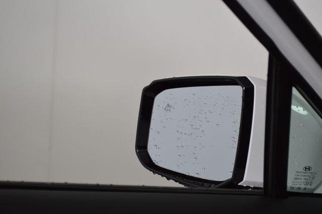 New 2026 White Hyundai SEL 8P image 73