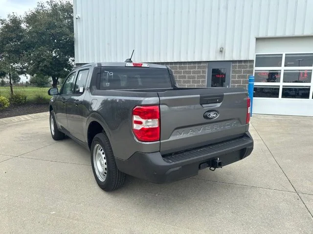 New 2026 Carbonized Gray Metallic Ford XL image 38
