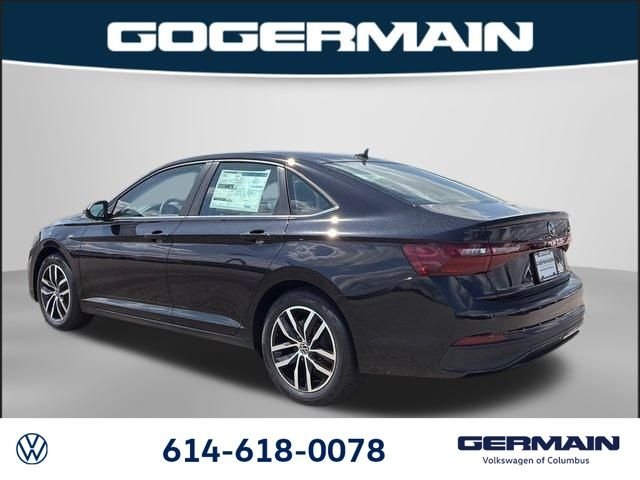 New 2026 Deep Black Pearl Volkswagen 1.5T SE image 8