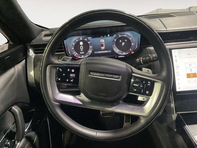 Used 2024 Gray Land Rover SE image 17