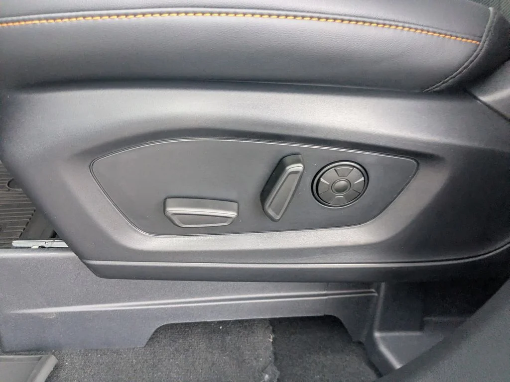 New 2026 Star White Metallic Tri-Coat Ford Tremor image 15