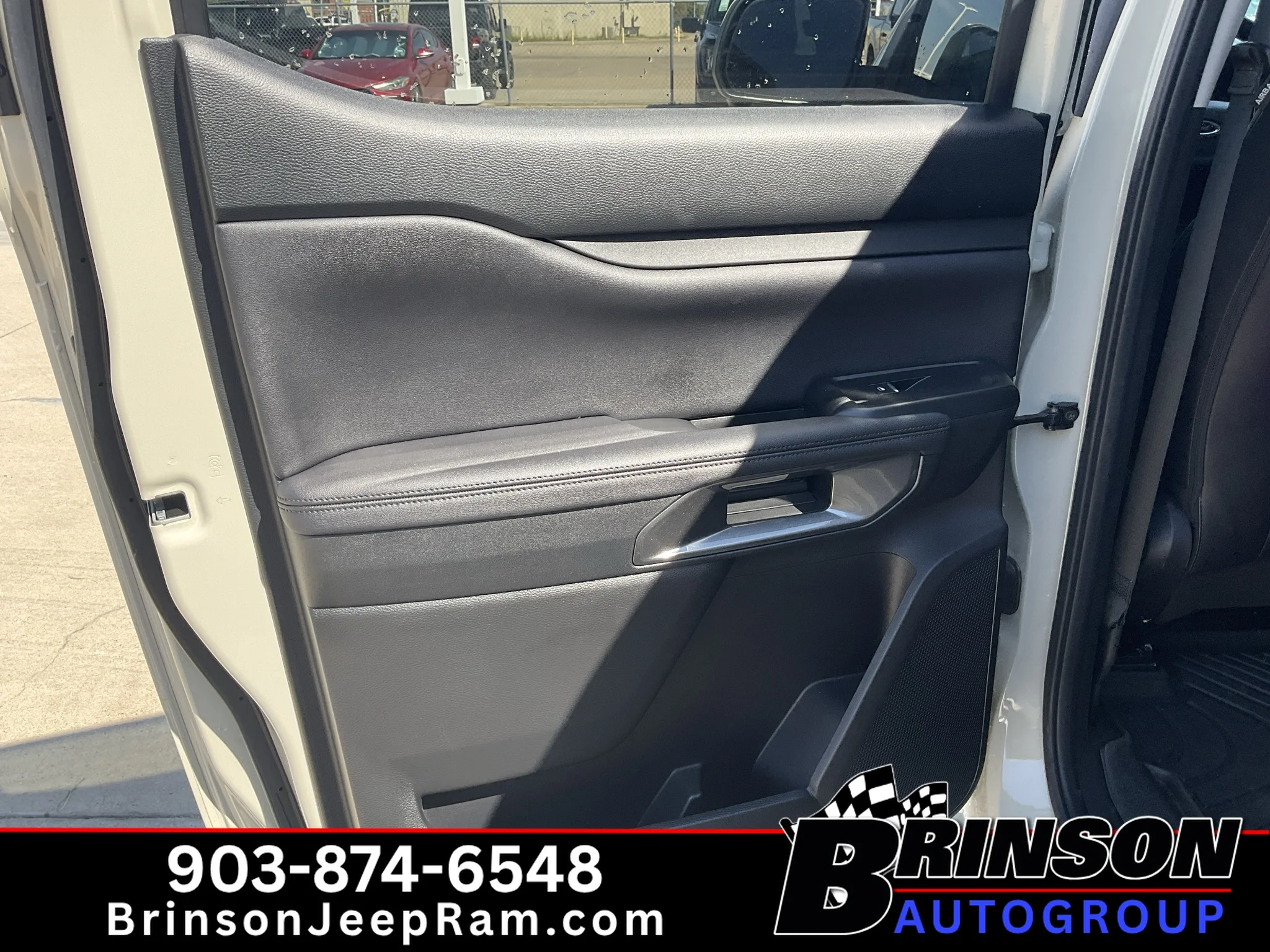 Used 2025 Desert Sand Ford LARIAT image 14