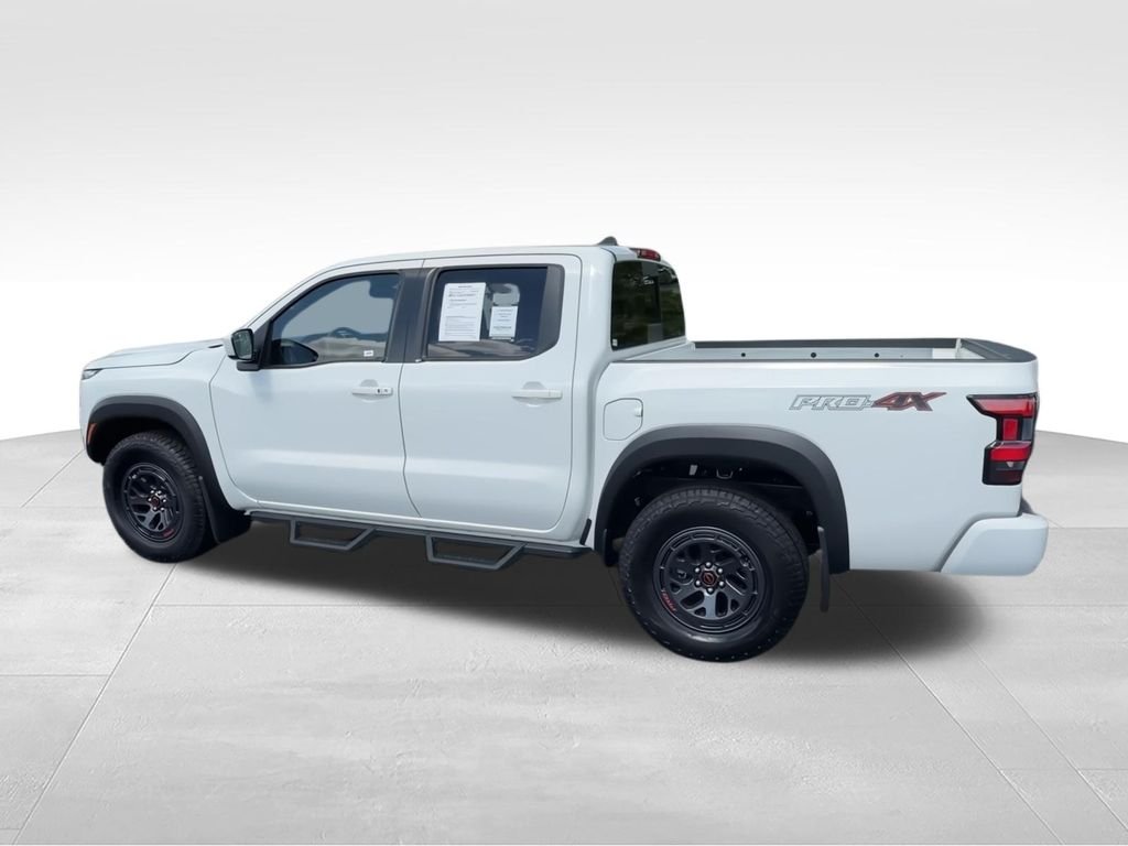 Used 2025 White Nissan PRO-4X image 7