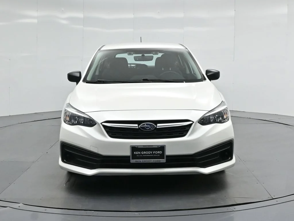 Used 2021 White Subaru Base image 16