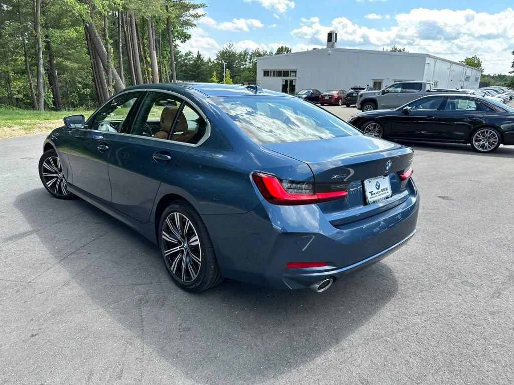 Used 2026 Arctic Race Blue metallic BMW 330i xDrive image 5