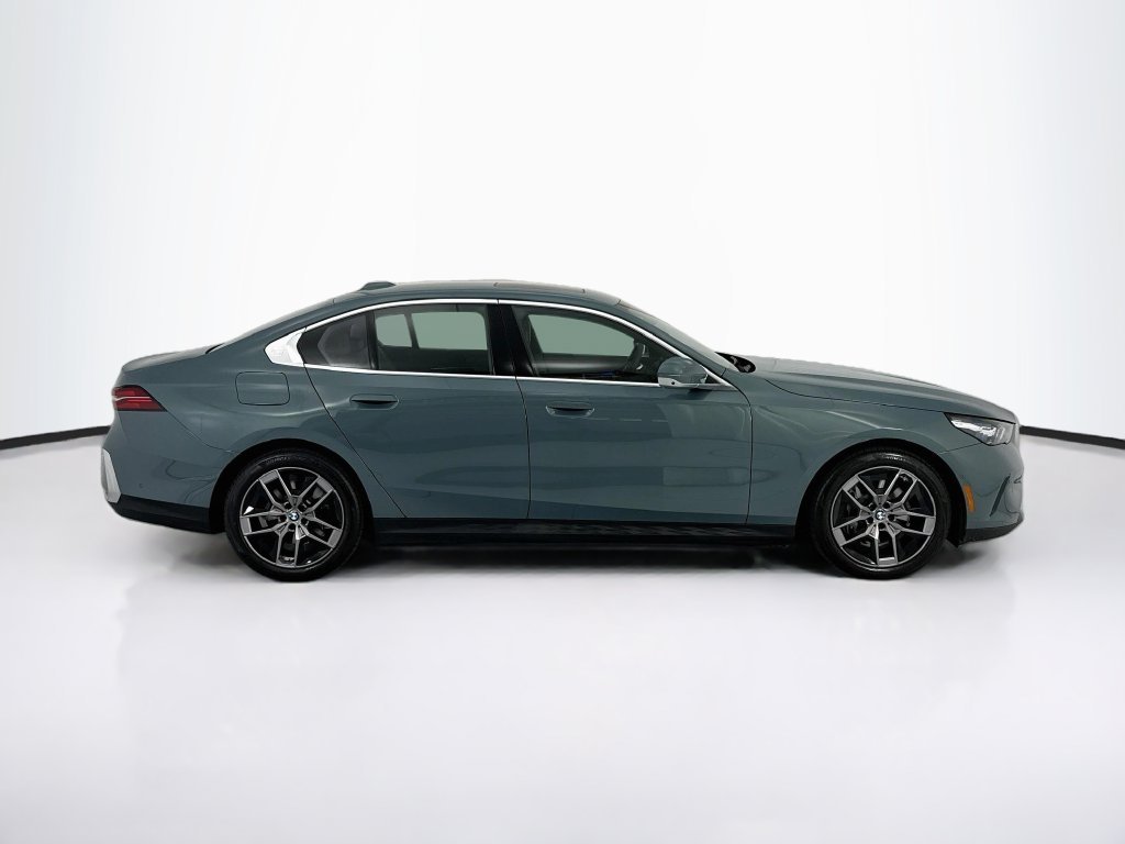 Certified Used 2026 Green Metallic BMW xDrive40 image 4