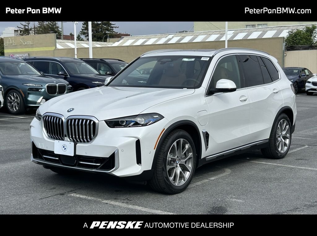 2026 BMW X5 xDrive50e's photo