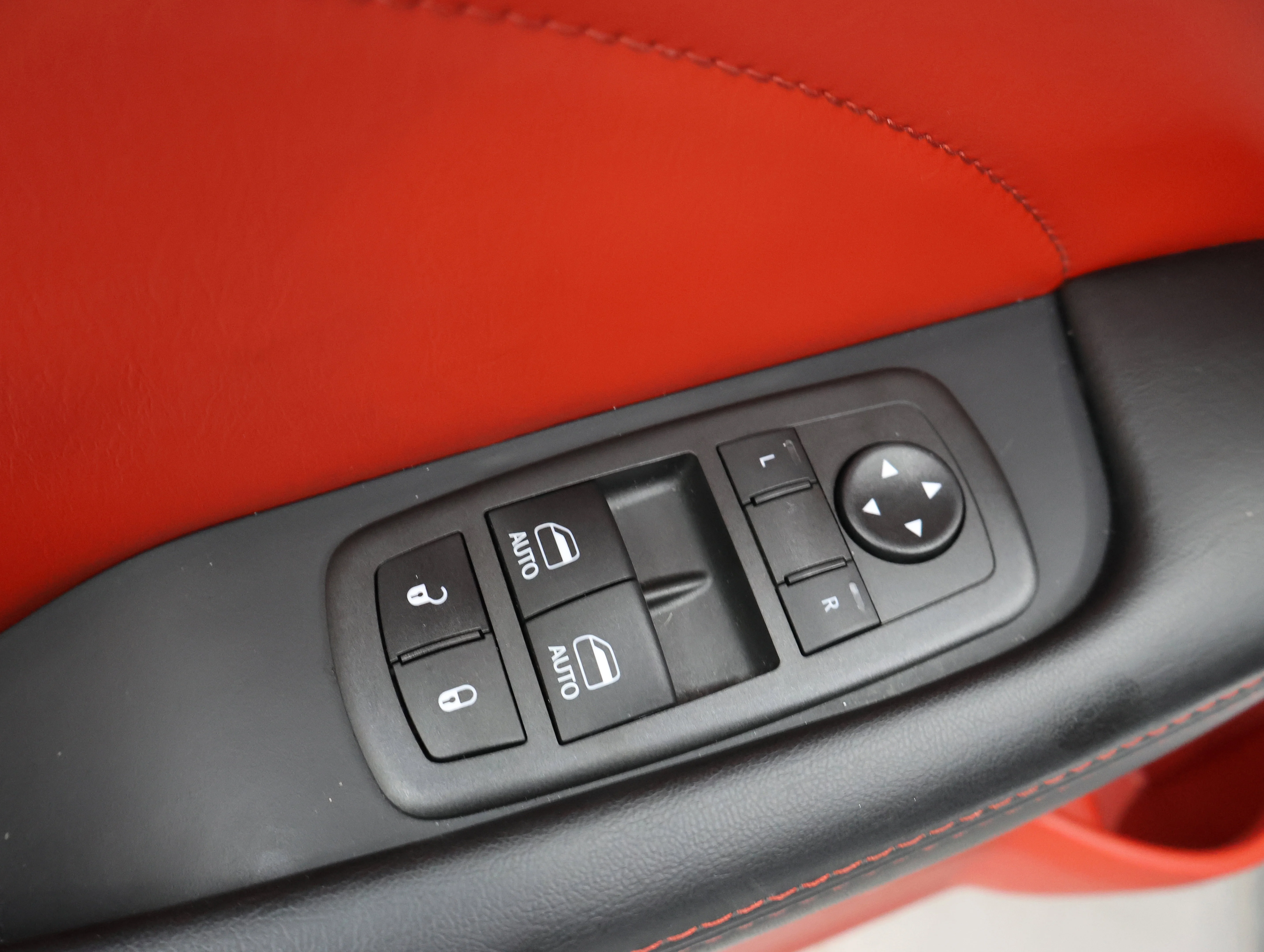 Used 2021 White Knuckle Clearcoat Dodge R/T Scat Pack image 36