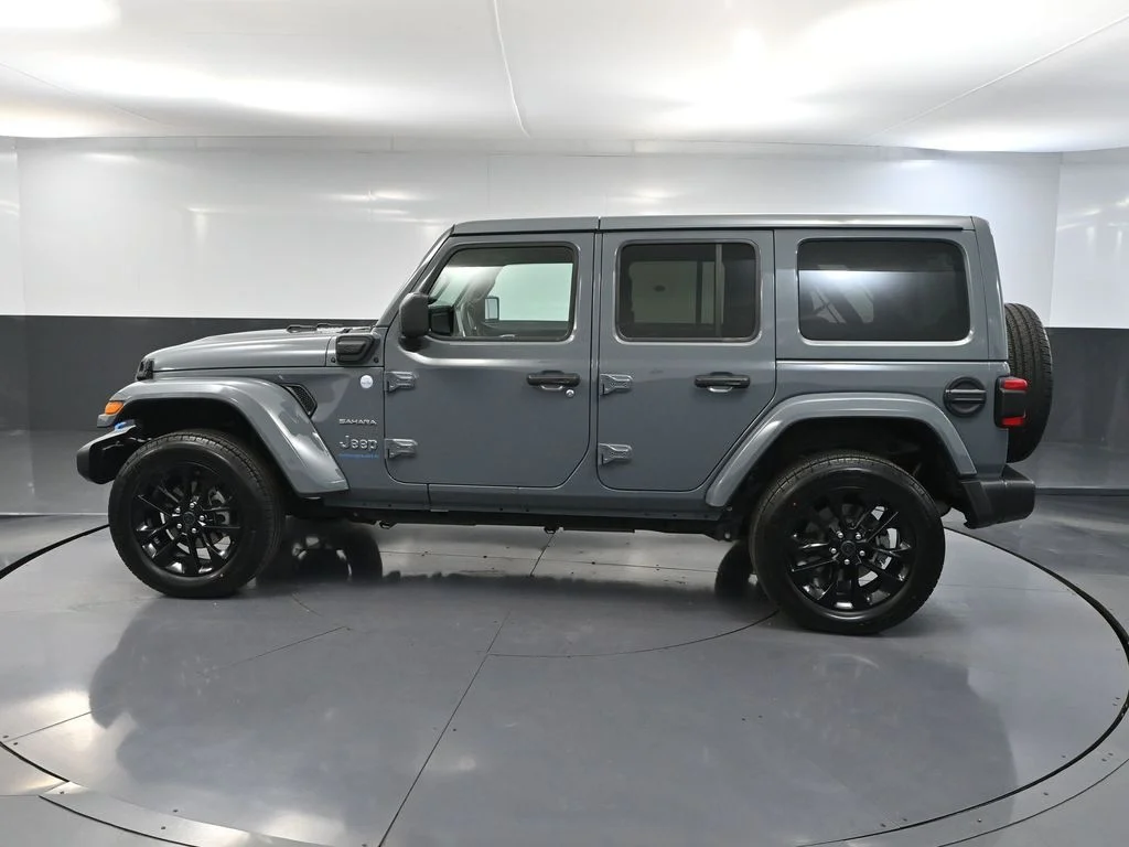 2024 Jeep Wrangler 4xe Sahara 4XE - Photo 10
