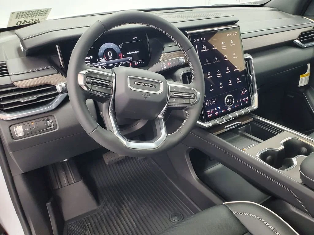 2026 GMC Acadia Denali - Photo 11