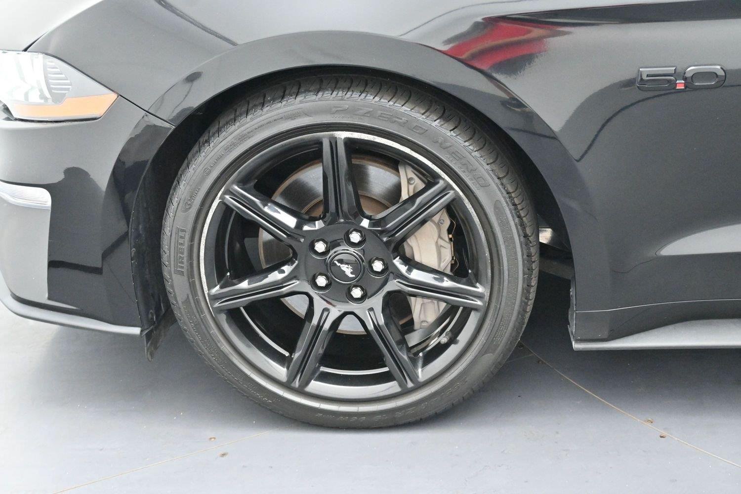 Used 2020 Shadow Black Ford GT image 32