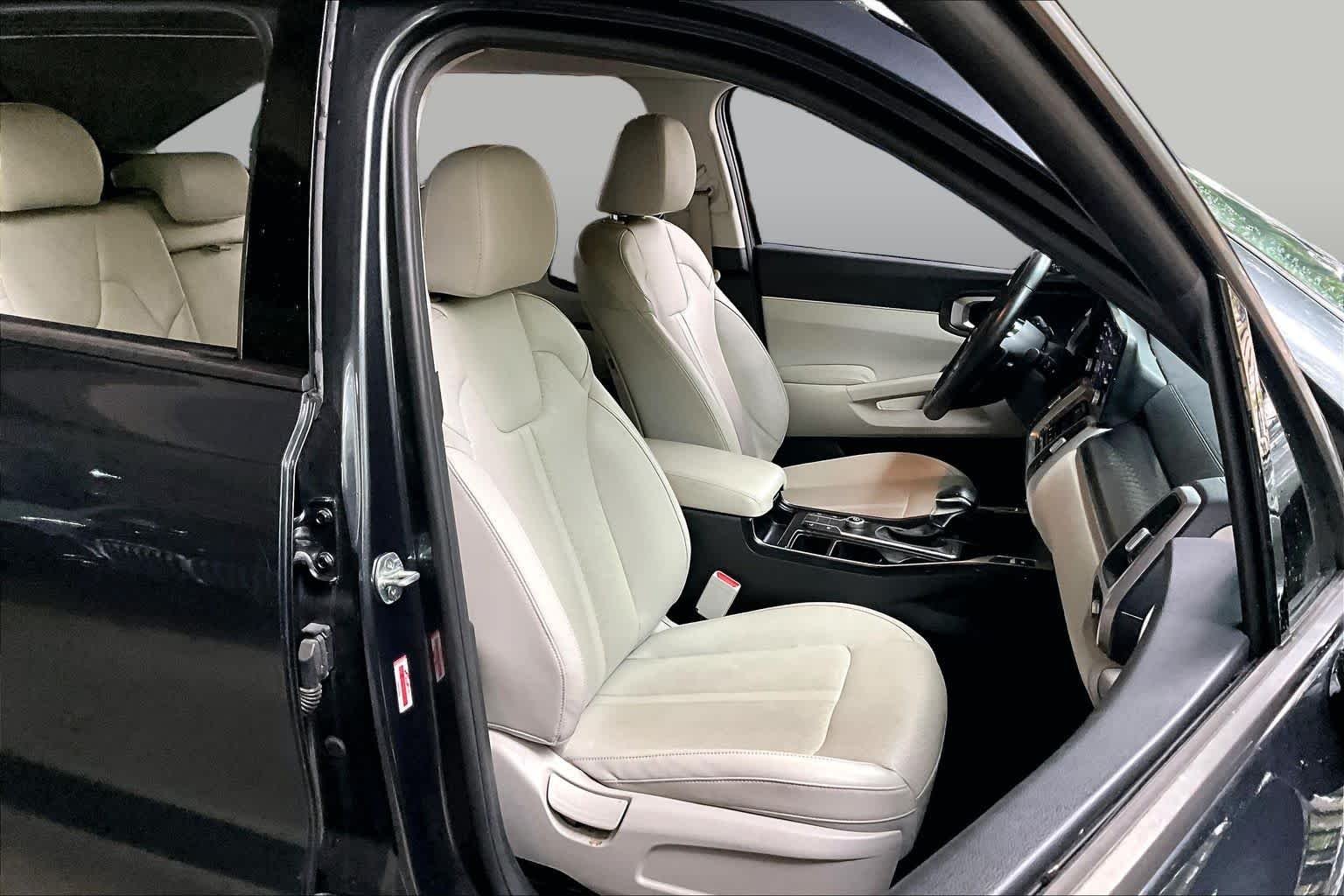Used 2021 Gravity Grey Kia S image 8