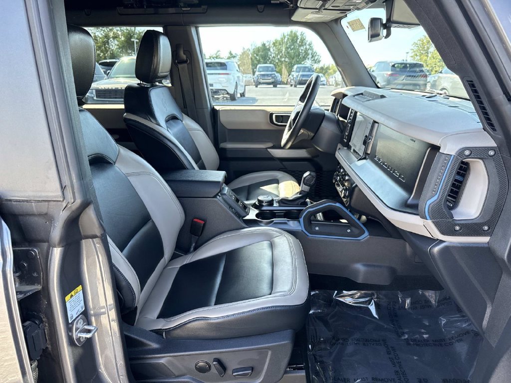 Used 2023 Gray Ford Wildtrak image 12