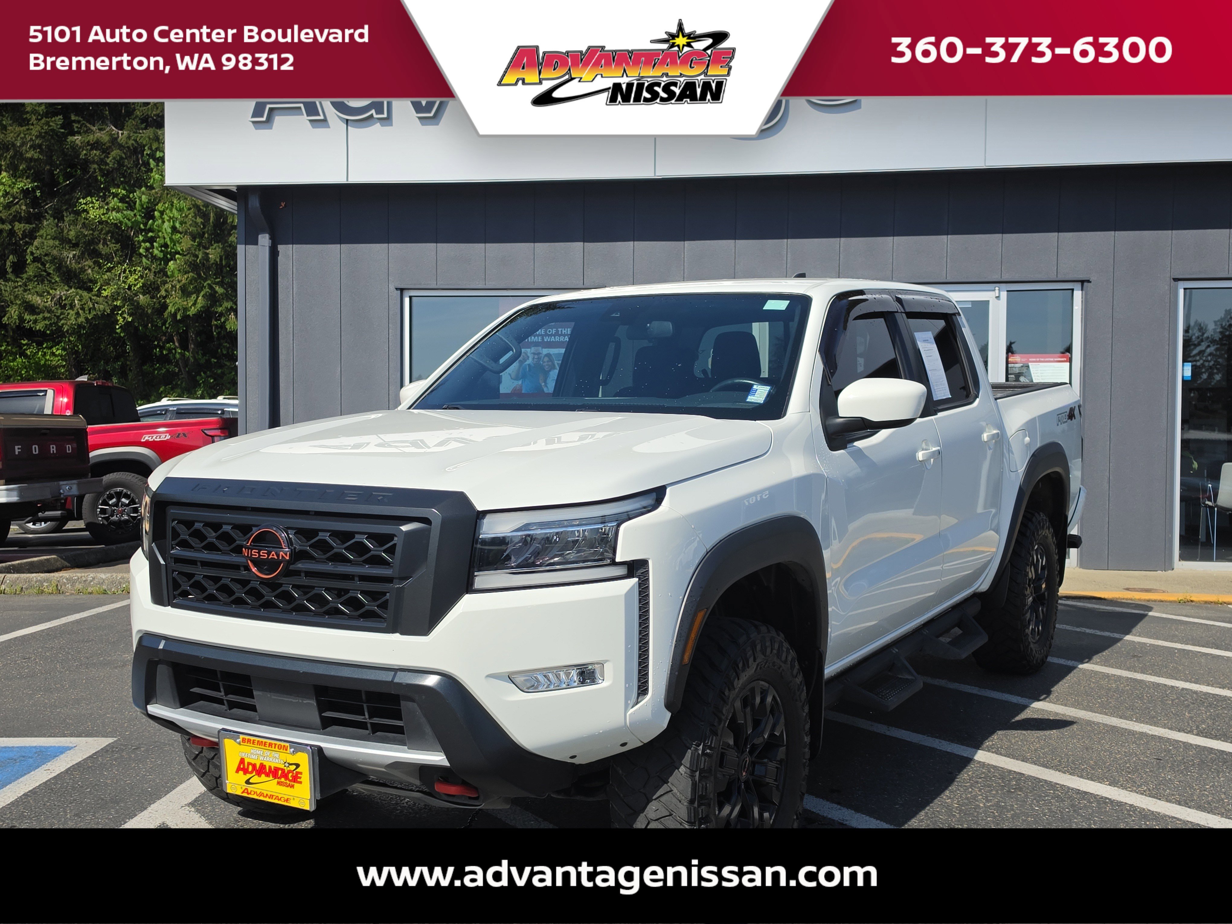 2022 Nissan Frontier PRO-4X Crew Cab 4X4's photo