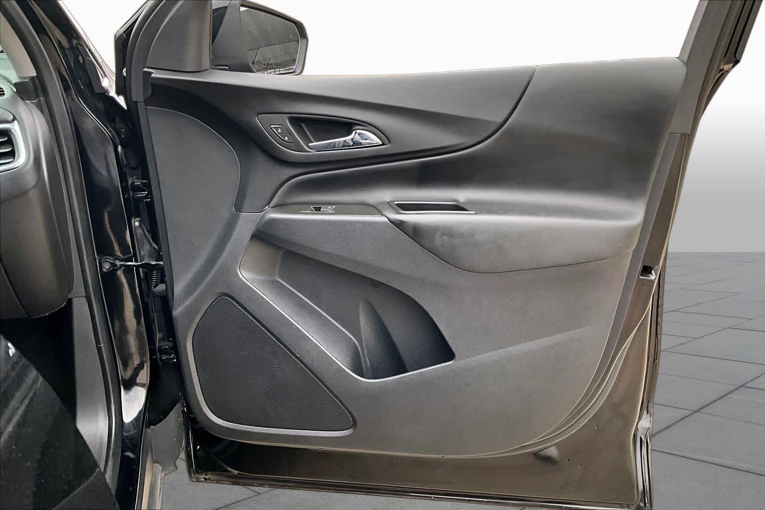 Used 2023 Mosaic Black Metallic Chevrolet LT image 25