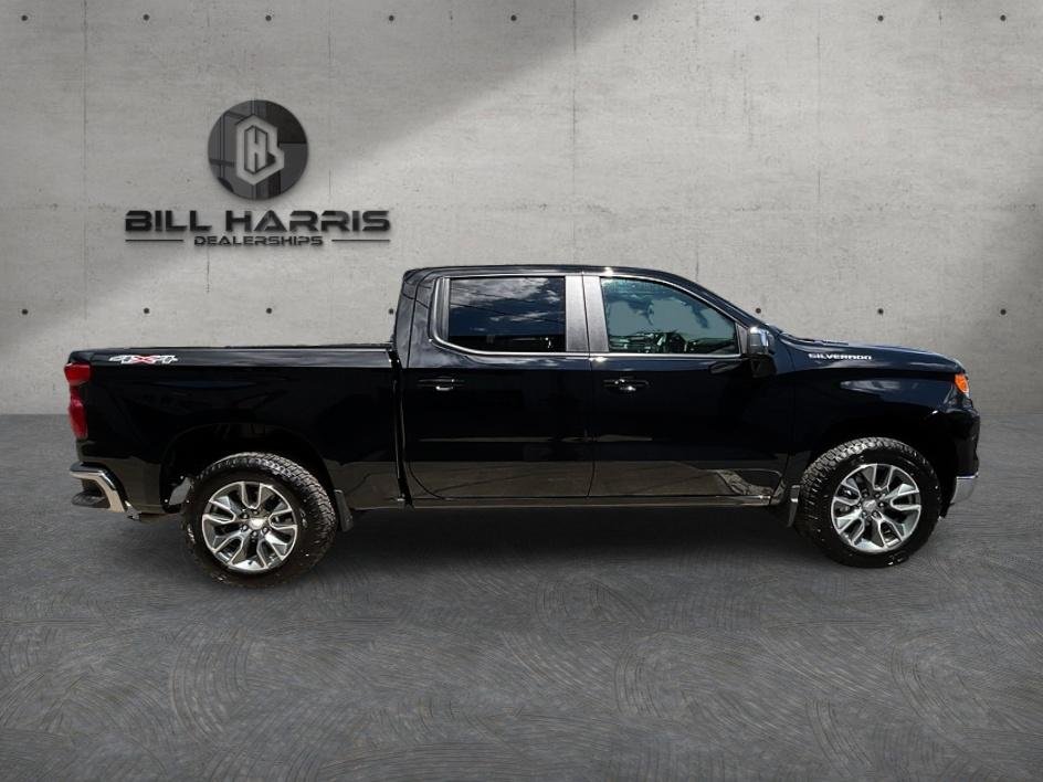 Used 2026 Black Chevrolet LT image 4