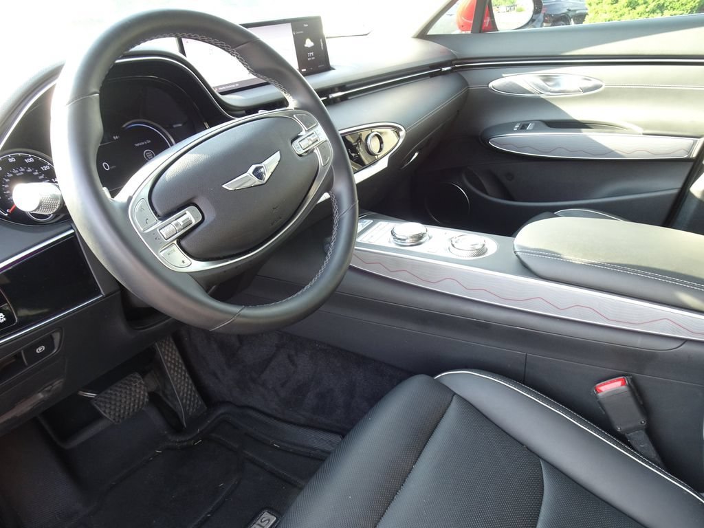 Certified Used 2023 Mauna Red Genesis 2.5T image 14