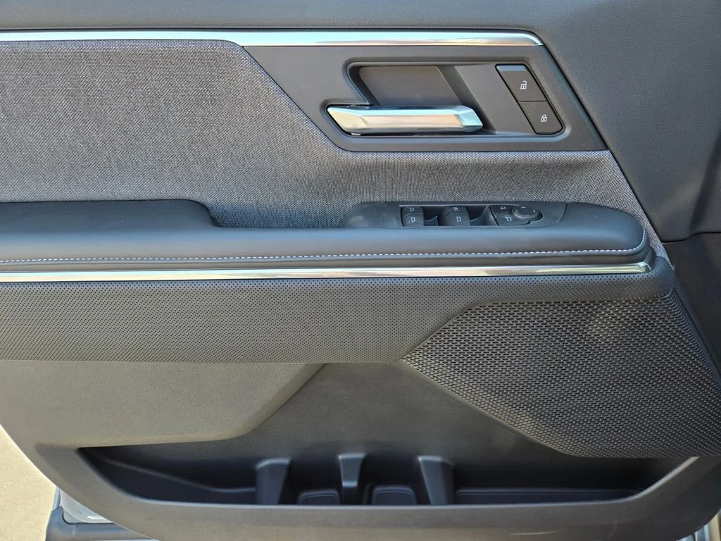 2026 GMC Sierra EV Elevation - Photo 9