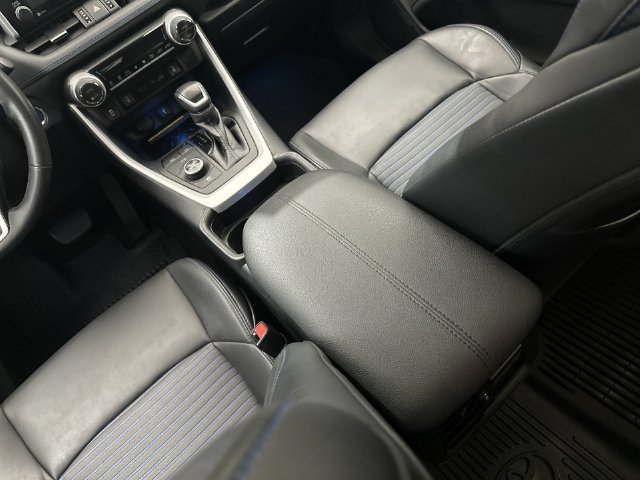 Used 2021 White Toyota XSE image 28