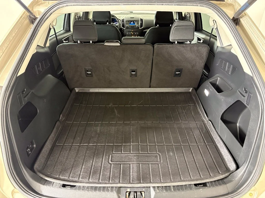 Used 2017 Gold Ford SEL image 34