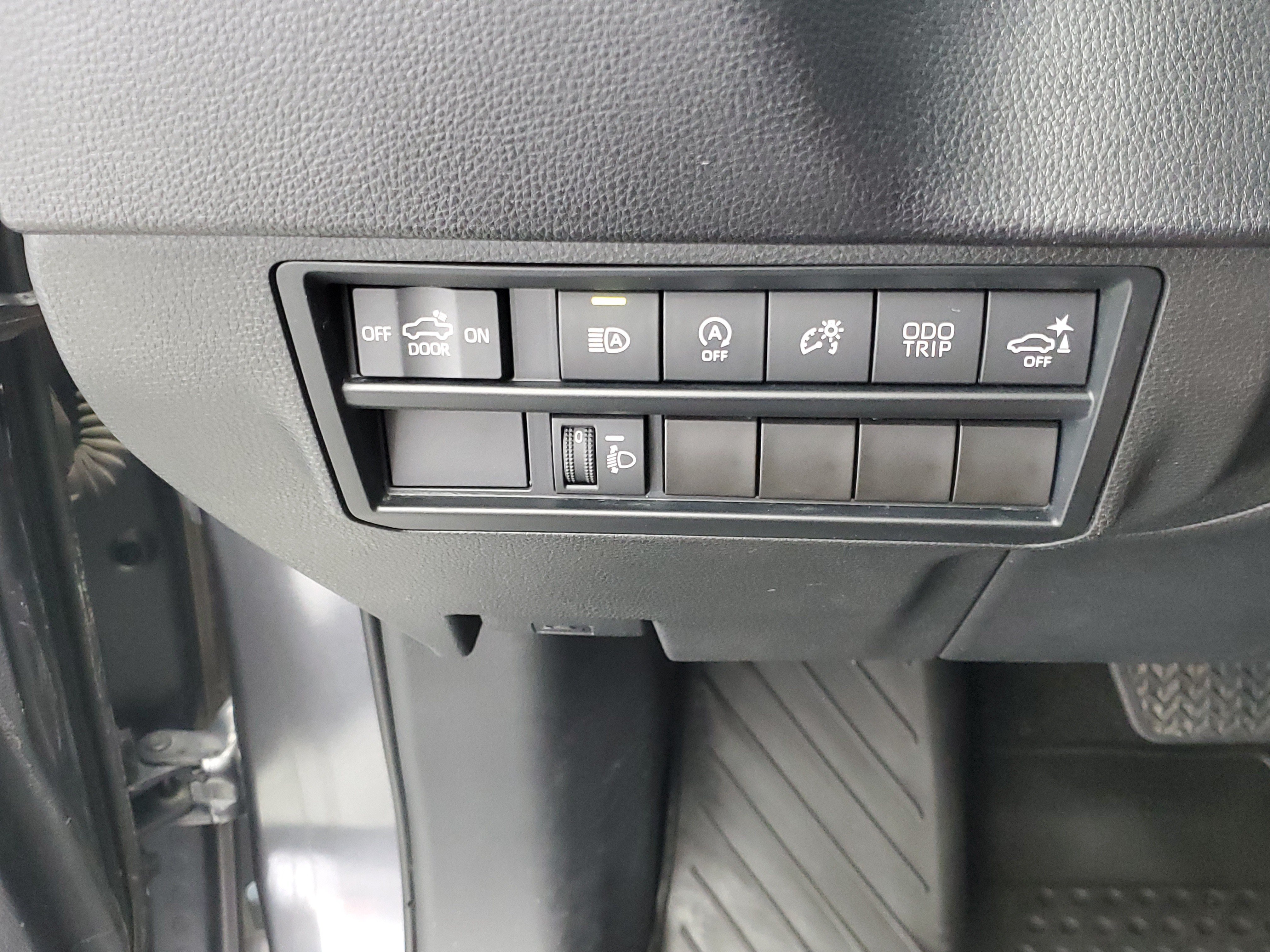 Used 2023 Magnetic Gray Metallic Toyota SR5 image 32