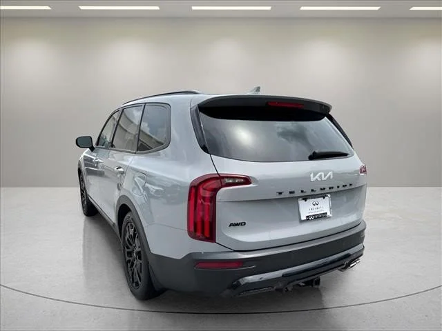 Used 2022 Wolf Gray Kia SX image 3