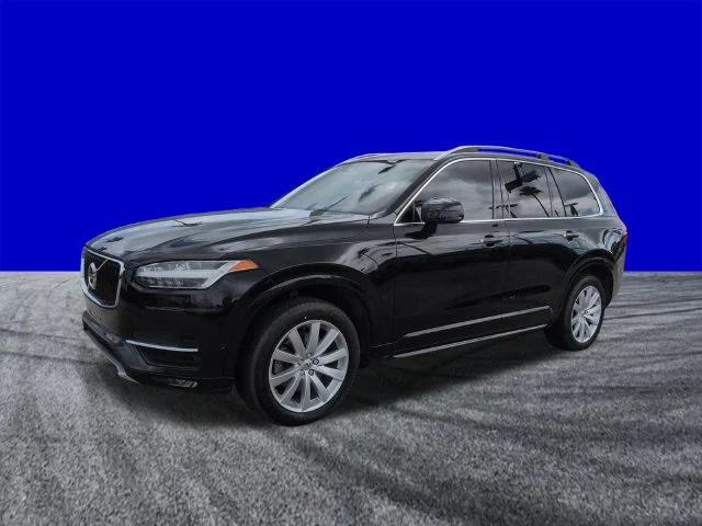 Certified Used 2017 Onyx Black Metallic Volvo T6 Momentum image 8