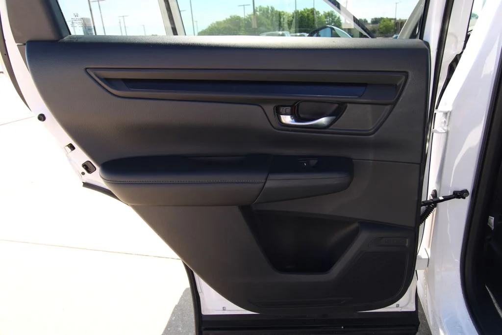Used 2025  Honda EX image 38